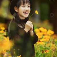 Flowers and girls_宝宝照