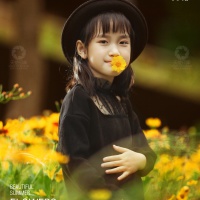 Flowers and girls_宝宝照