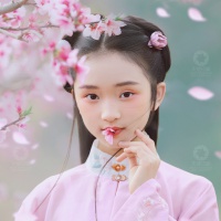 人面桃花相映红_成都儿童摄影