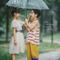 Walking in the rain_儿童街拍