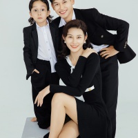 现代艺术家_成都亲子照；全家福，母子照；父子照