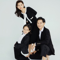 现代艺术家_成都亲子照；全家福，母子照；父子照