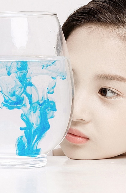BLUE
